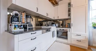 von_poll_real_estate_property_CH22272053AM_image_7