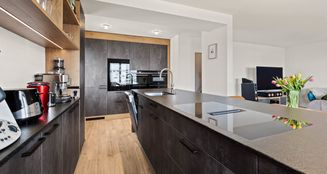 von_poll_real_estate_property_CH25272091_image_1
