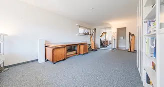 von_poll_real_estate_property_CH25272095_image_2