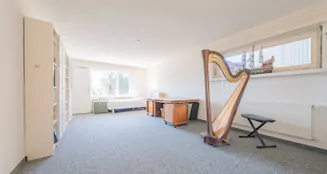 von_poll_real_estate_property_CH25272095_image_2