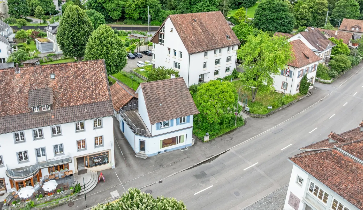 Charmantes Wohn- und Geschäftshaus mit vielseitigem Nutzungspotenzial in Sissach