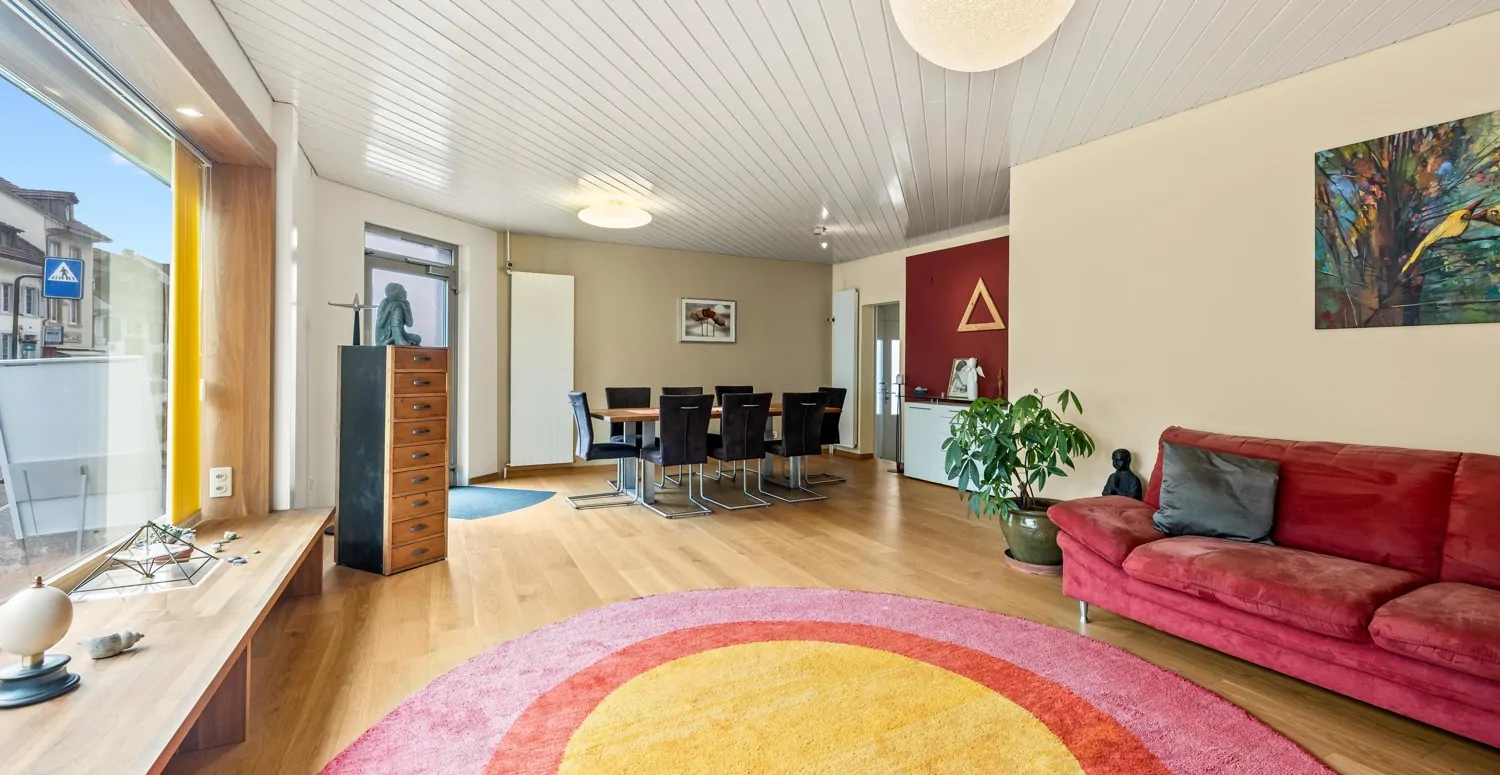 Charmantes Wohn- und Geschäftshaus mit vielseitigem Nutzungspotenzial in Sissach