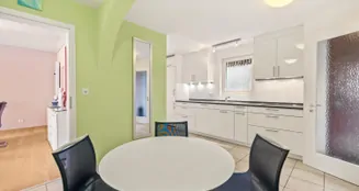 von_poll_real_estate_property_CH25272097_image_4