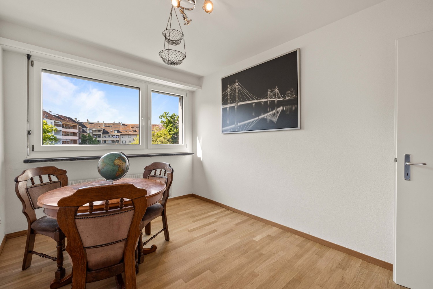 4.5-Zimmer-Wohnung mit Garagenbox im Iselin-Quartier