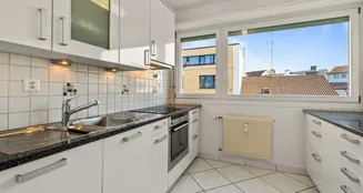 von_poll_real_estate_property_CH25272096_image_2