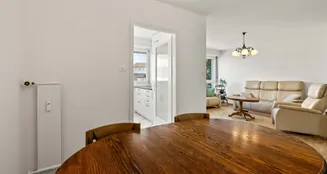 von_poll_real_estate_property_CH25272096_image_1