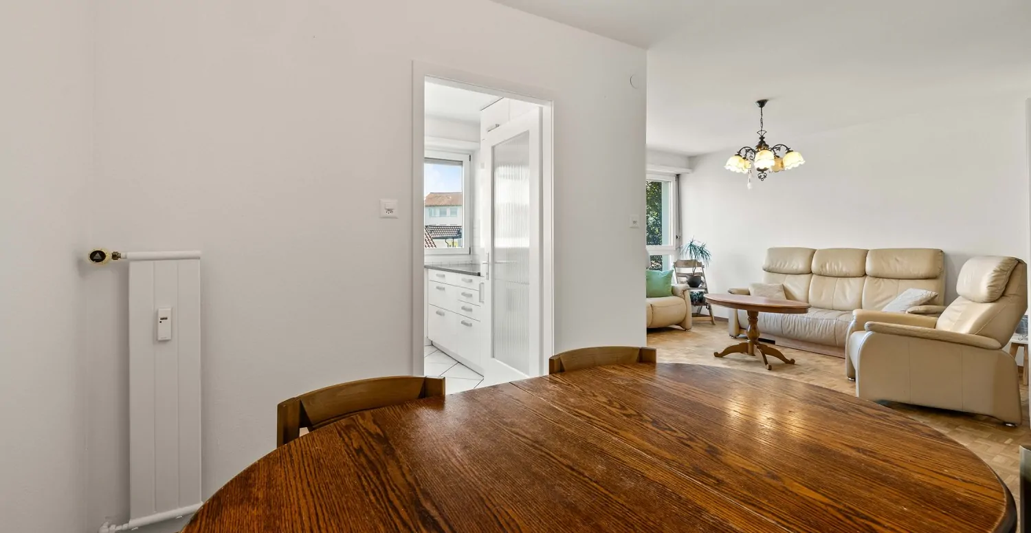 4.5-Zimmer-Wohnung mit Garagenbox im Iselin-Quartier