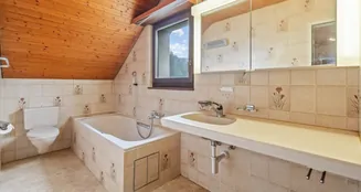 von_poll_real_estate_property_CH25272101_image_9