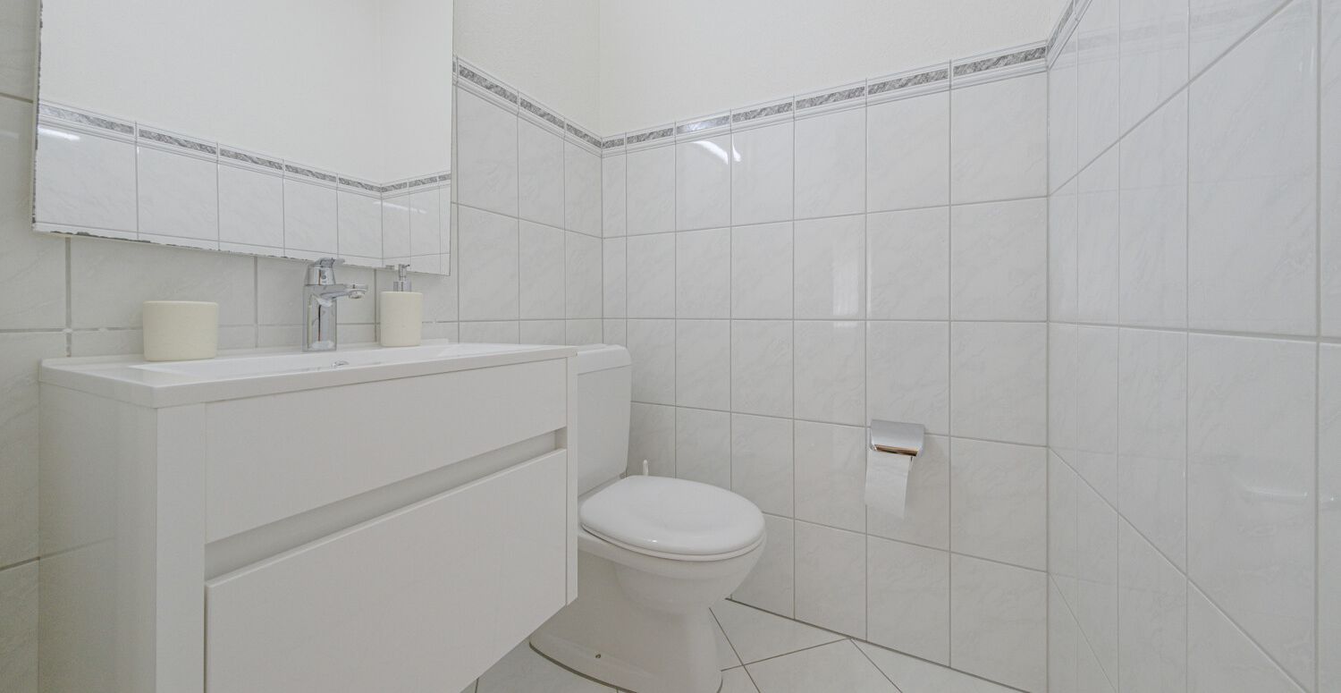 Helle 4,5-Zimmer-Wohnung mit Balkon und Tiefgaragenstellplatz.