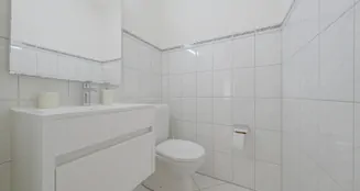 von_poll_real_estate_property_CH25272103_image_2