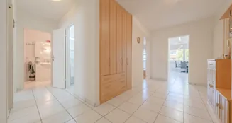 von_poll_real_estate_property_CH25272103_image_1