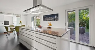 von_poll_real_estate_property_CH25272104_image_2