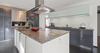 von_poll_real_estate_property_CH25272104_image_3