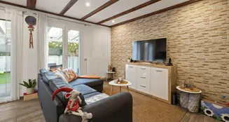 von_poll_real_estate_property_CH25272106_image_4