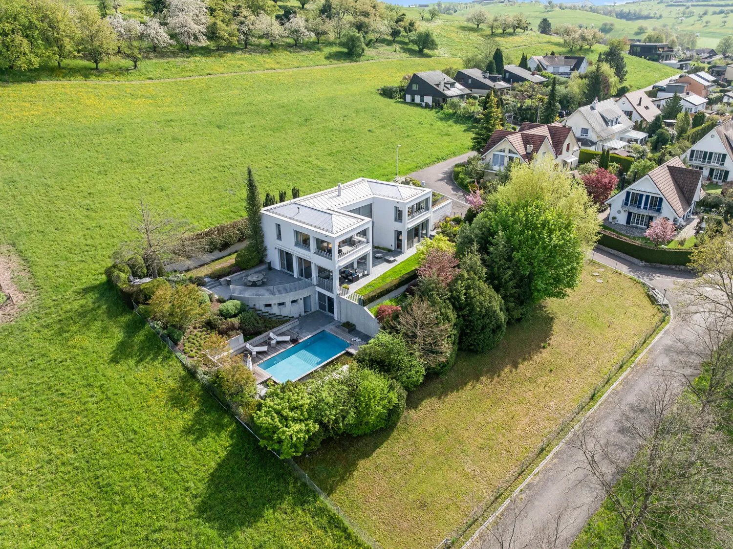 Villa mit Weitblick, Pool und Wellness in Olsberg