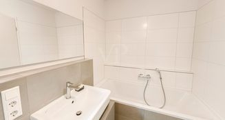 von_poll_real_estate_property_25331048_image_7