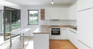 von_poll_real_estate_property_25331048_image_4