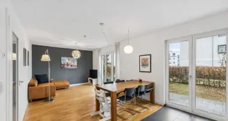 von_poll_real_estate_property_26331002_image_0