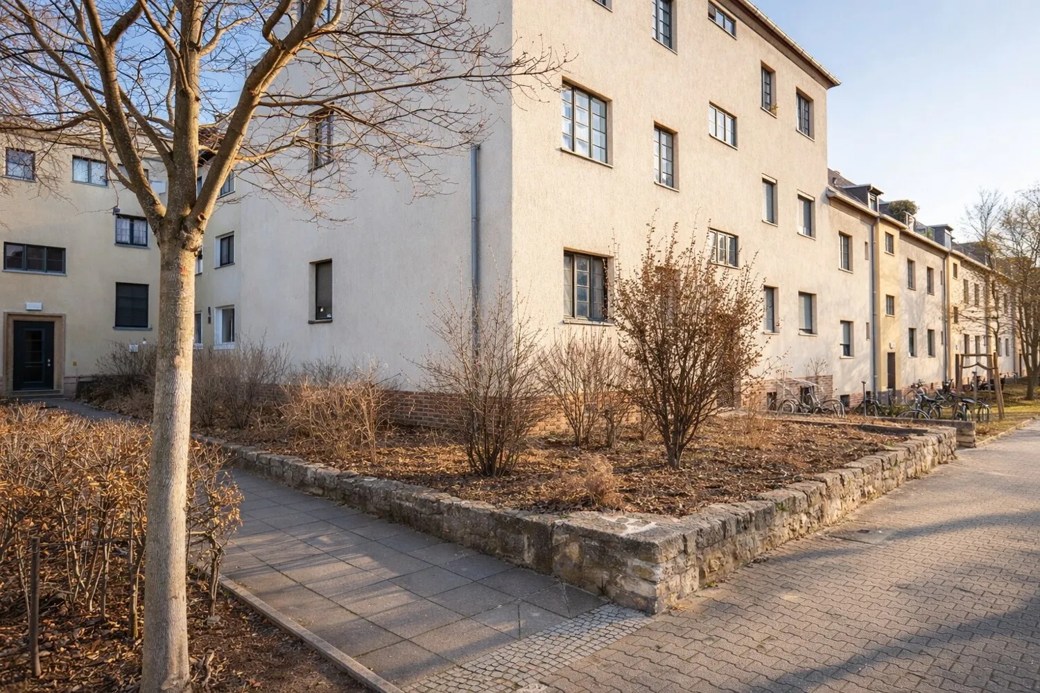 Schöne 5-Zimmer Wohnung auf 2 Etagen