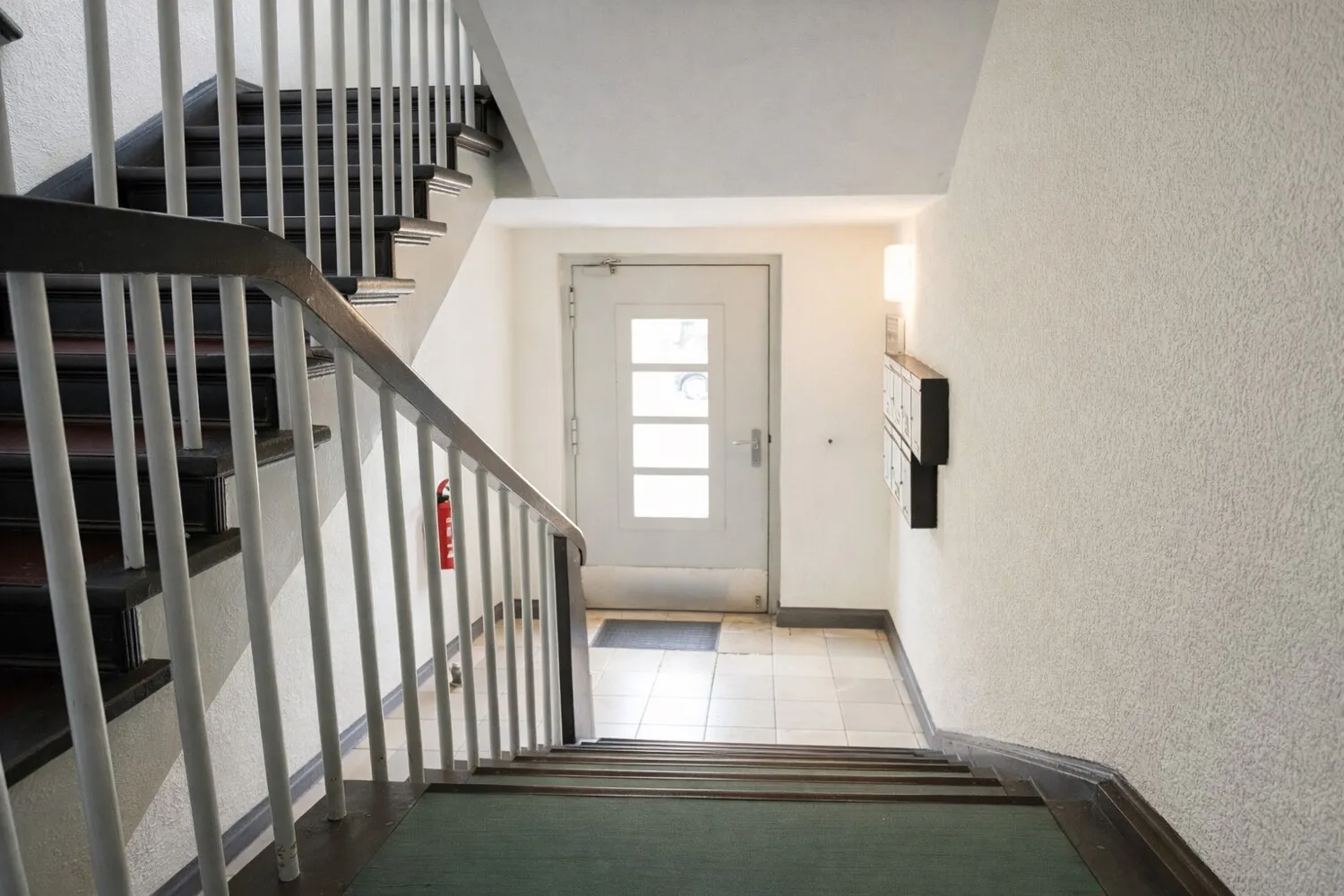 Schöne 5-Zimmer Wohnung auf 2 Etagen