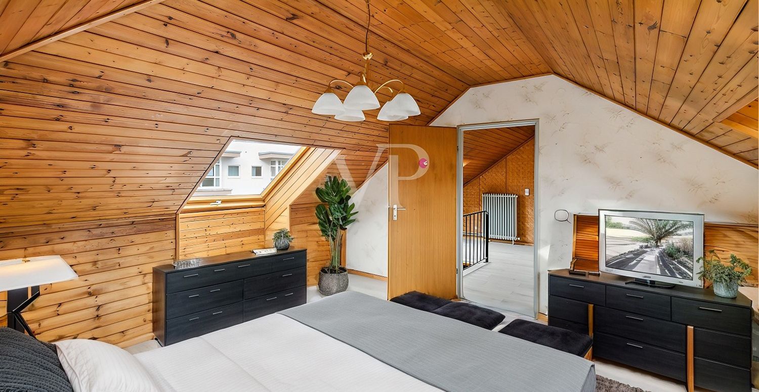 Zimmer 1 OG virtuell
