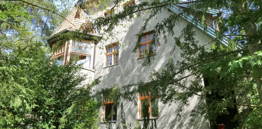 von Poll Immobilien GmbH