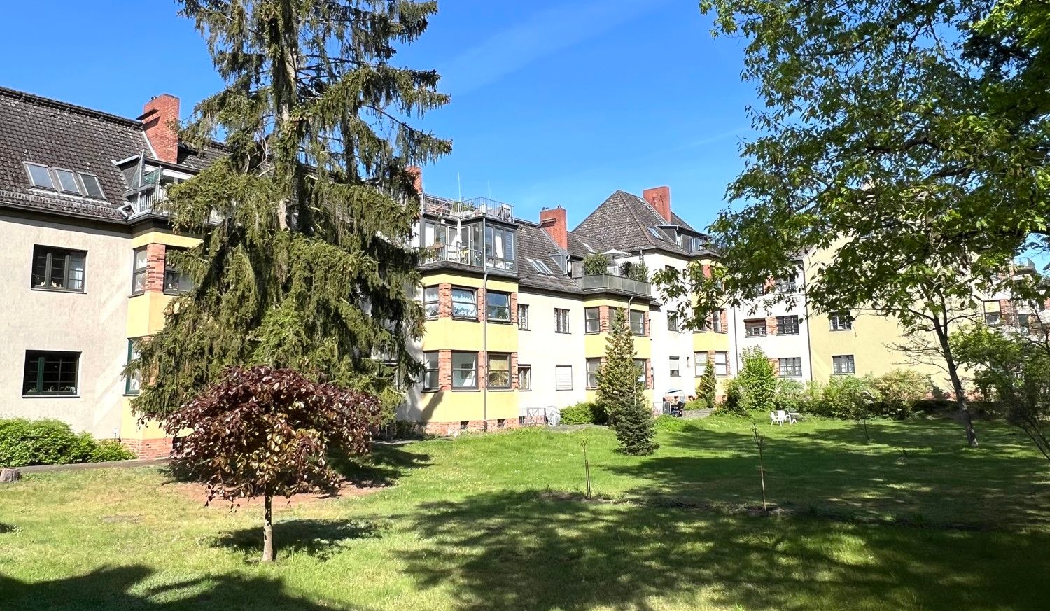 Die Wohnanlage Gartenseite