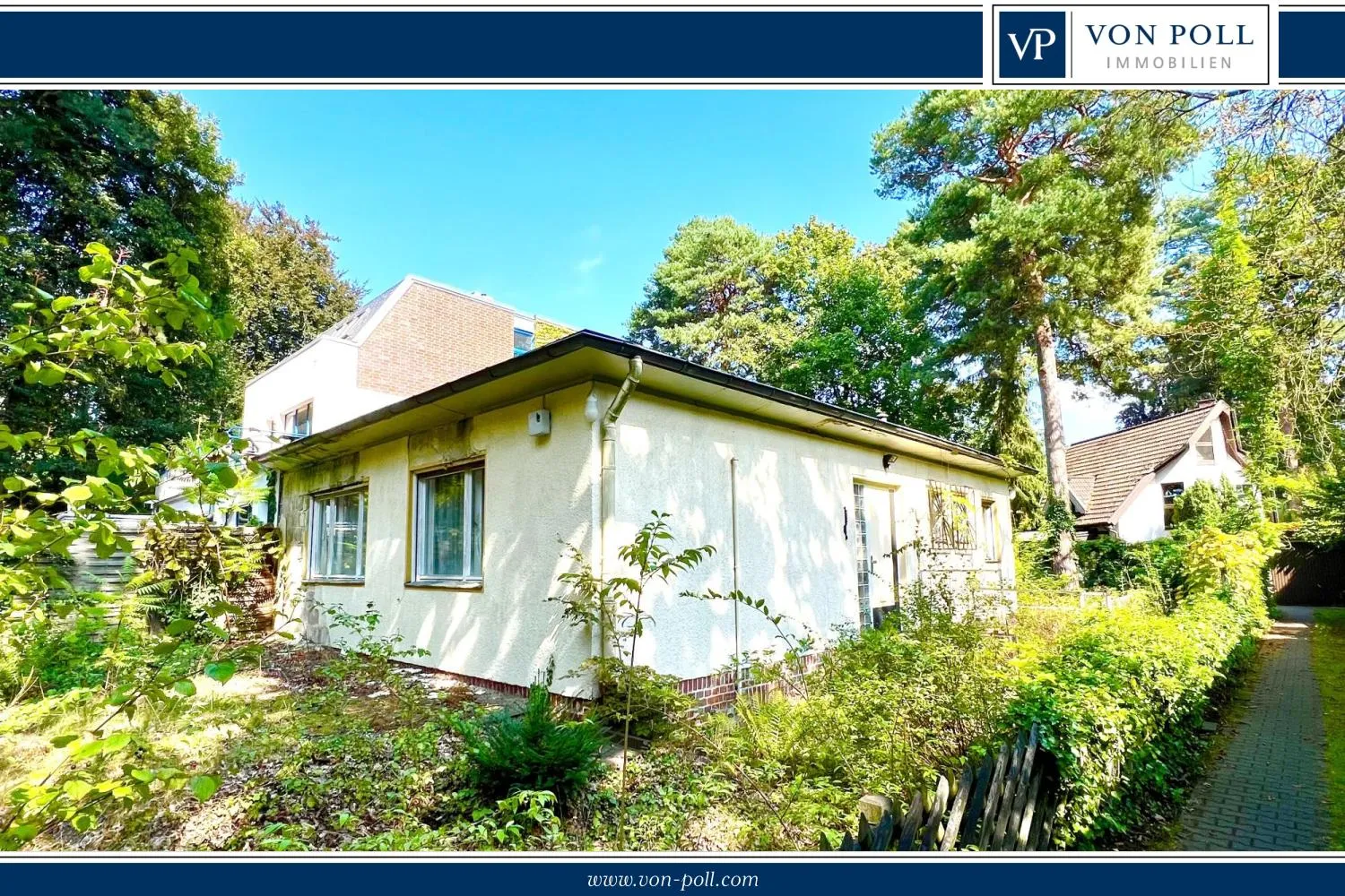 Raro ritrovamento: splendida proprietà con edifici esistenti in un'ottima posizione vicino allo Schlachtensee, a soli 850 m dal lago!