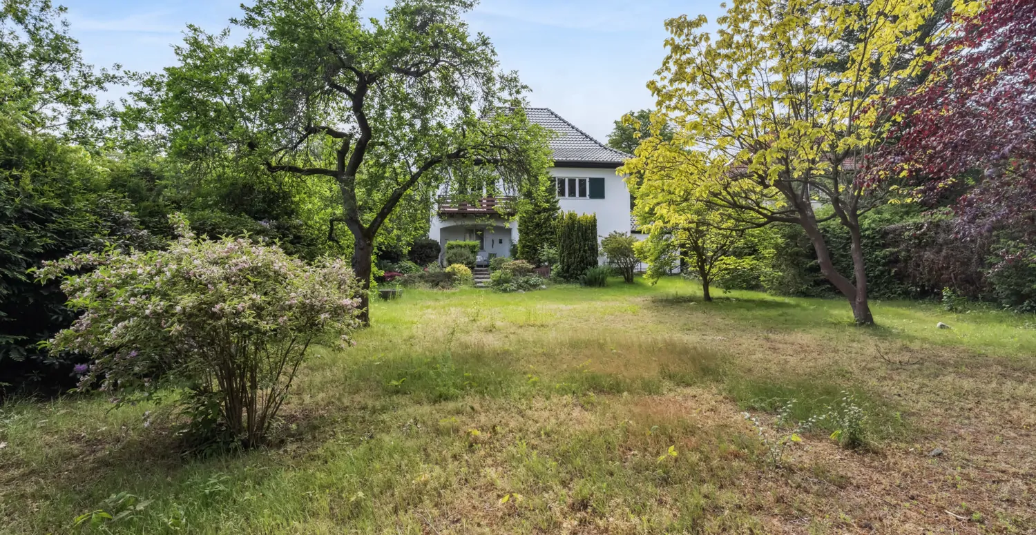 Hausansicht vom Garten