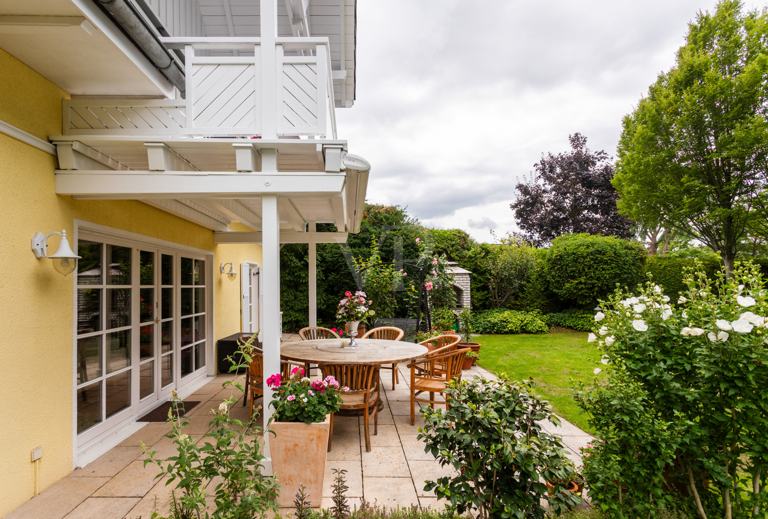Terrasse Seitenansicht