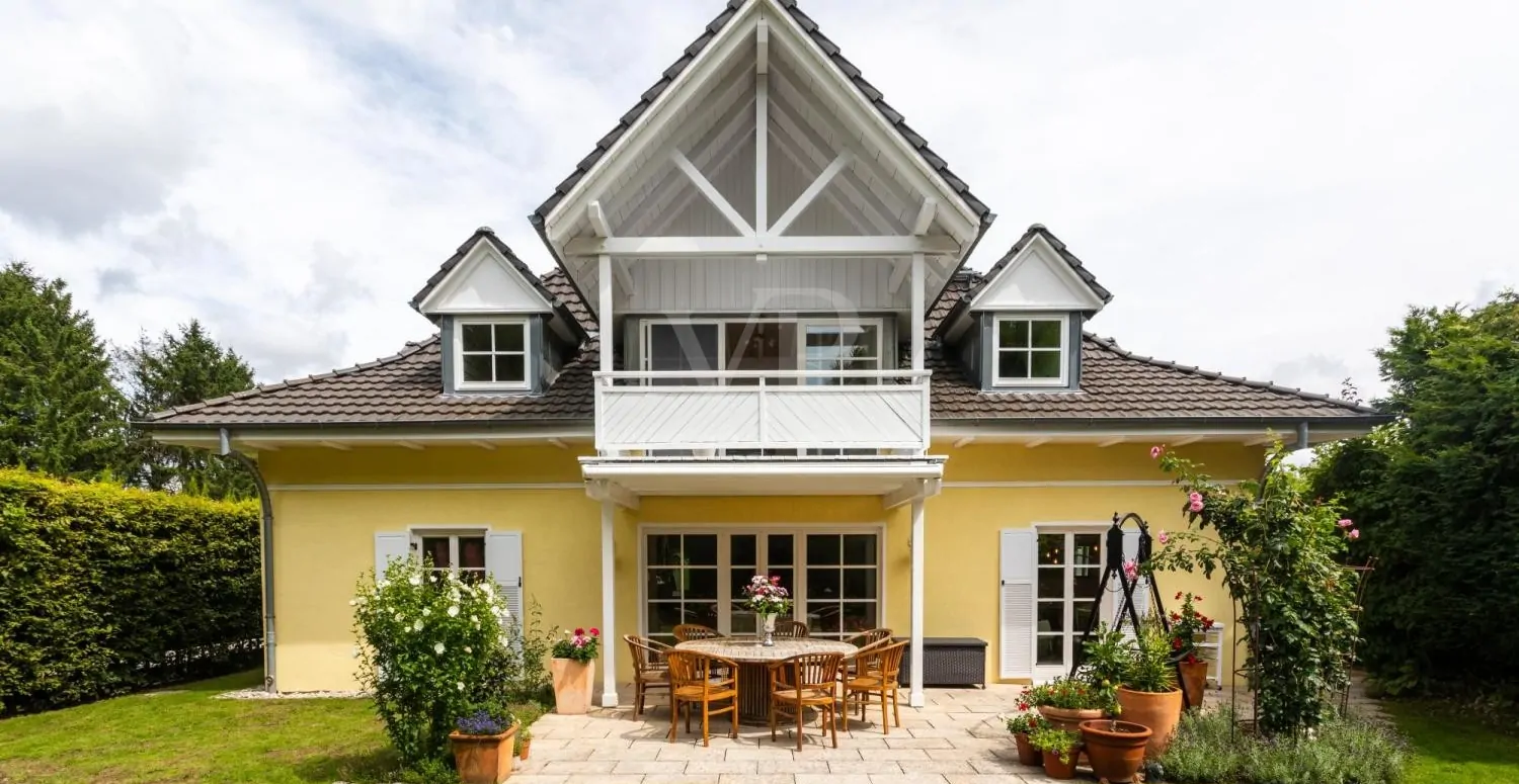 Großzügiges Einfamilienhaus in ruhiger Lage am Golfclub