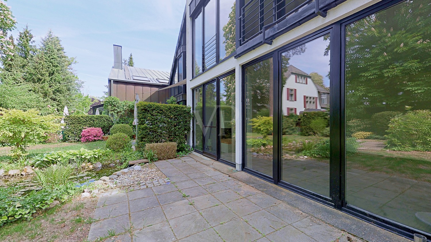 Terrasse vor dem Wohnzimmer