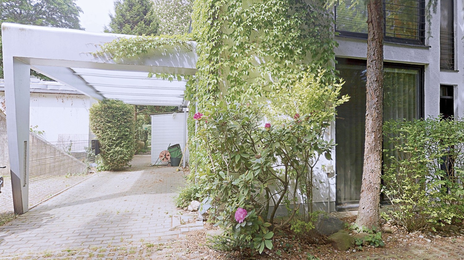 Carport