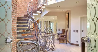 von_poll_real_estate_property_25178005_image_12