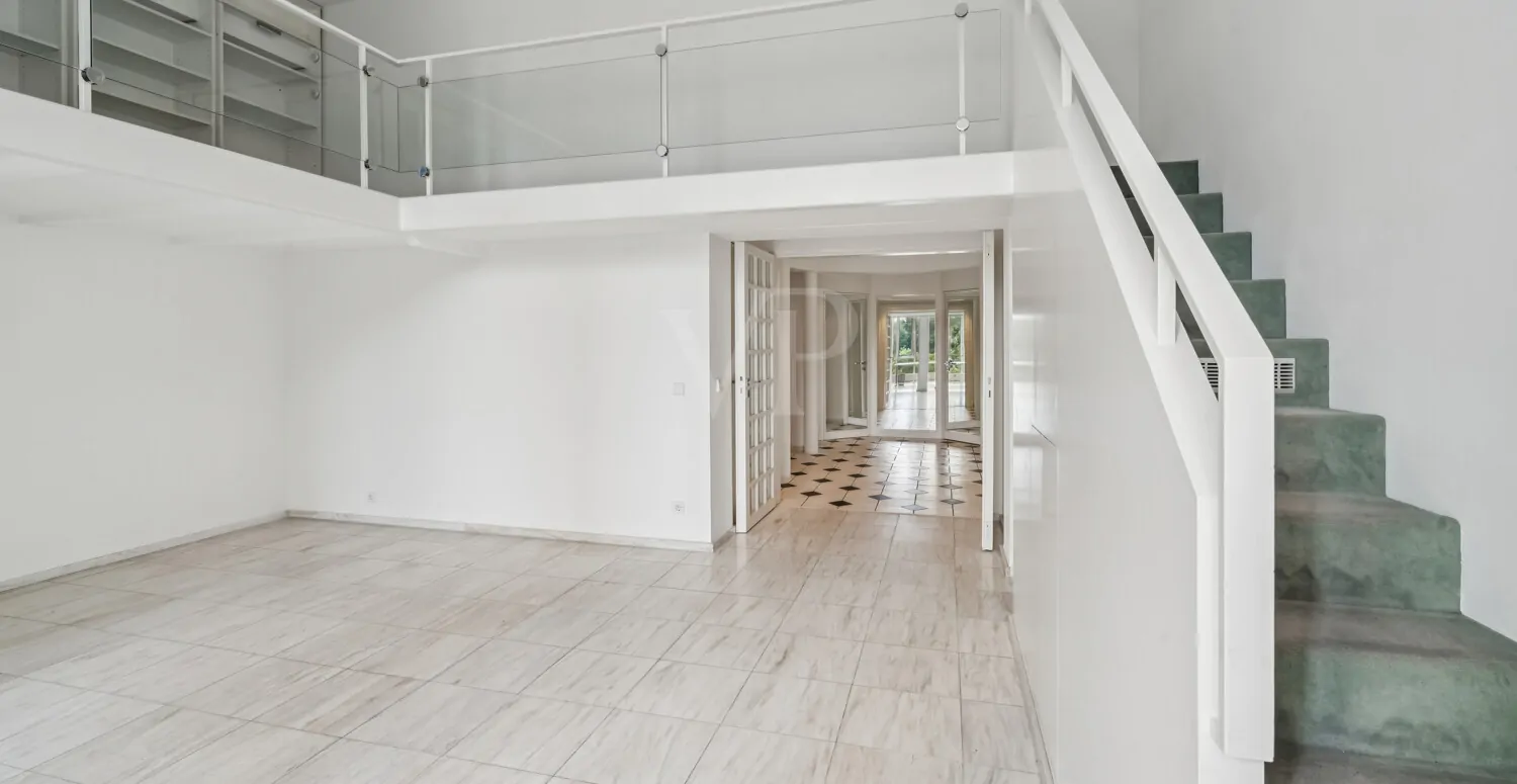 Wohnbereich mit Galerieebene