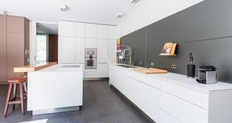von_poll_real_estate_property_25213009_image_1