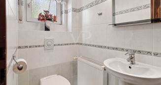 von_poll_real_estate_property_25331031_image_9