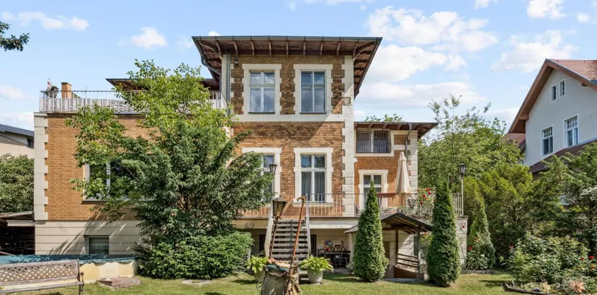 von Poll Immobilien GmbH