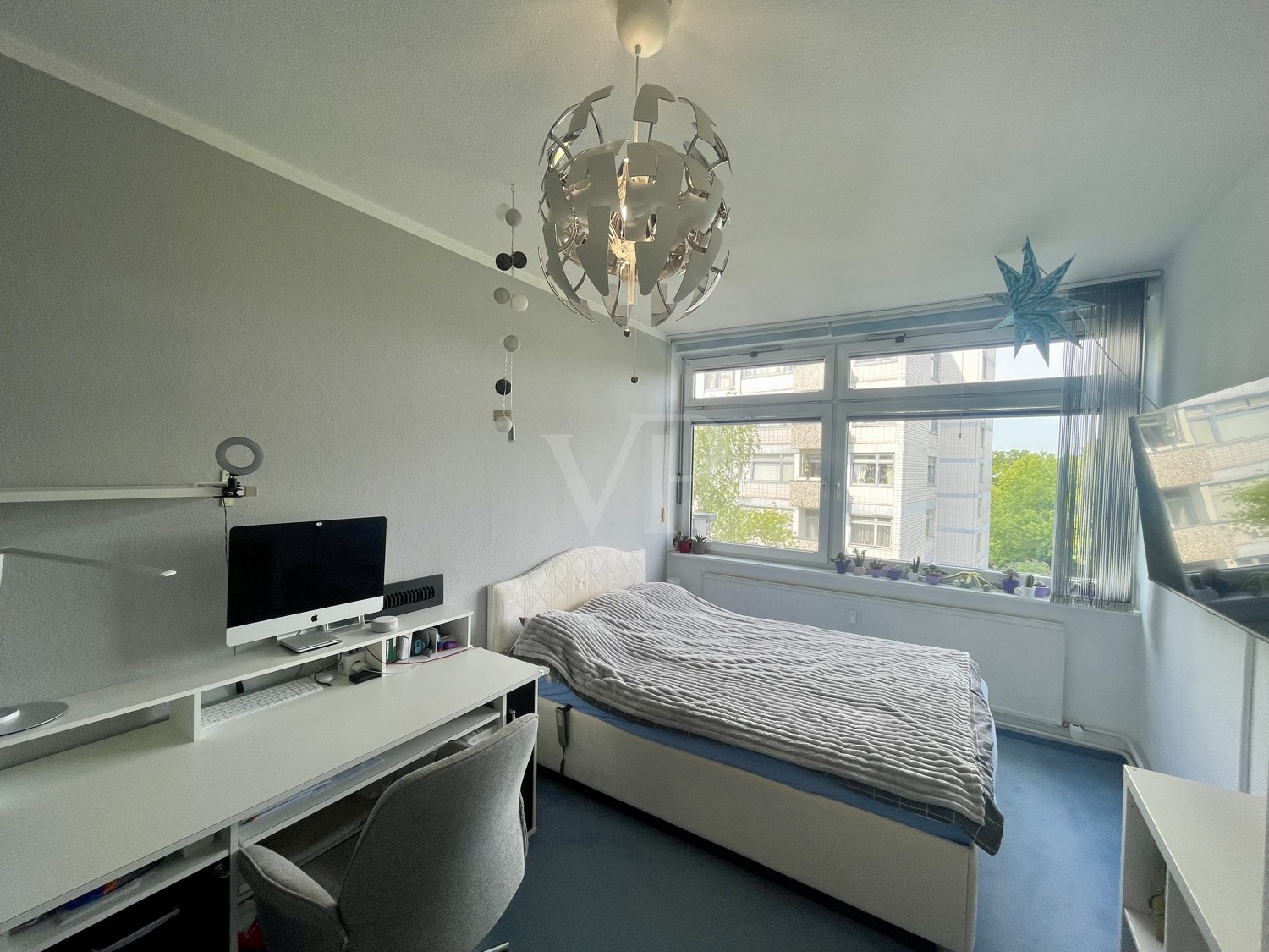 Schlafzimmer 2