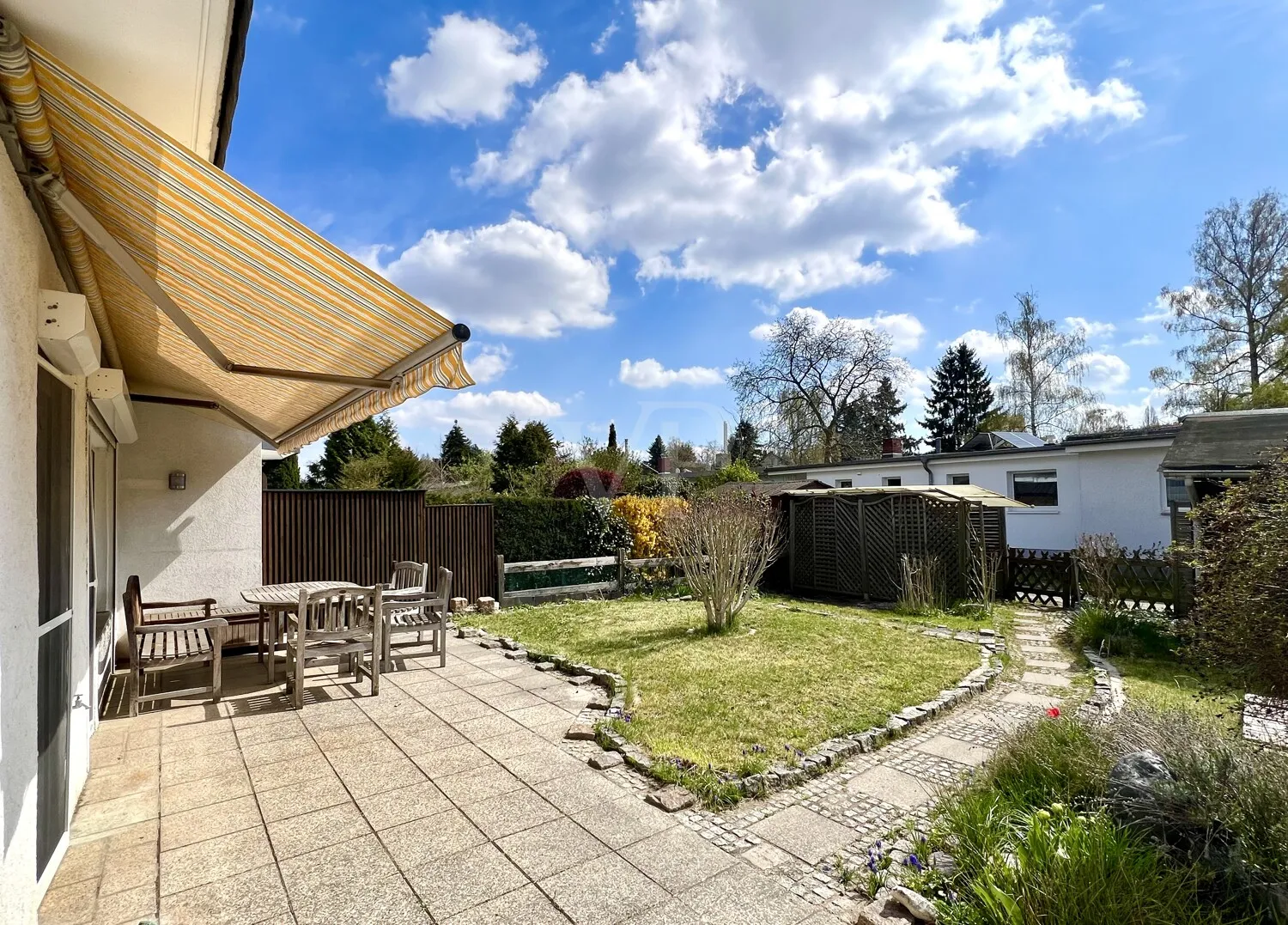 Sonnige Südterrasse