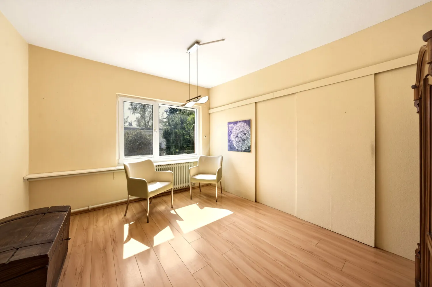 Schlafzimmer 1
