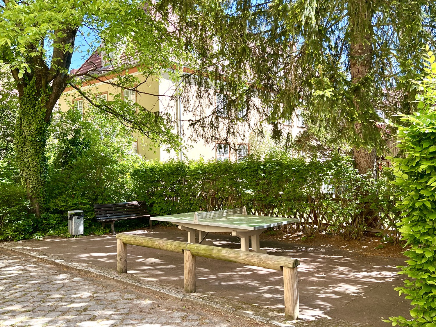 Tischtennisplatz