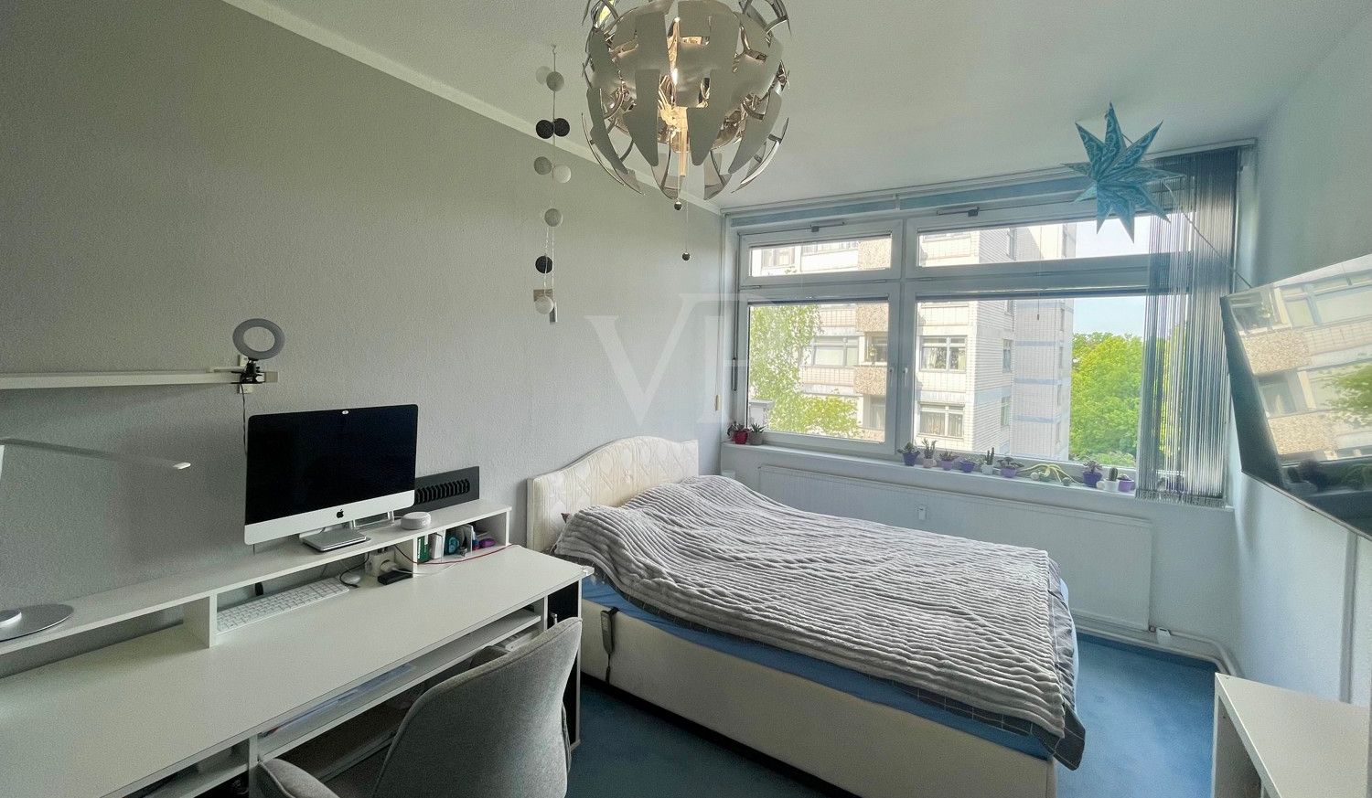 Schlafzimmer 2