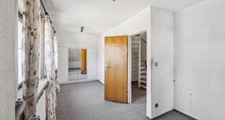 von_poll_real_estate_property_25213015_image_8