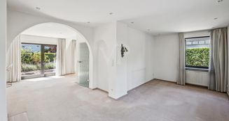 von_poll_real_estate_property_25213015_image_4