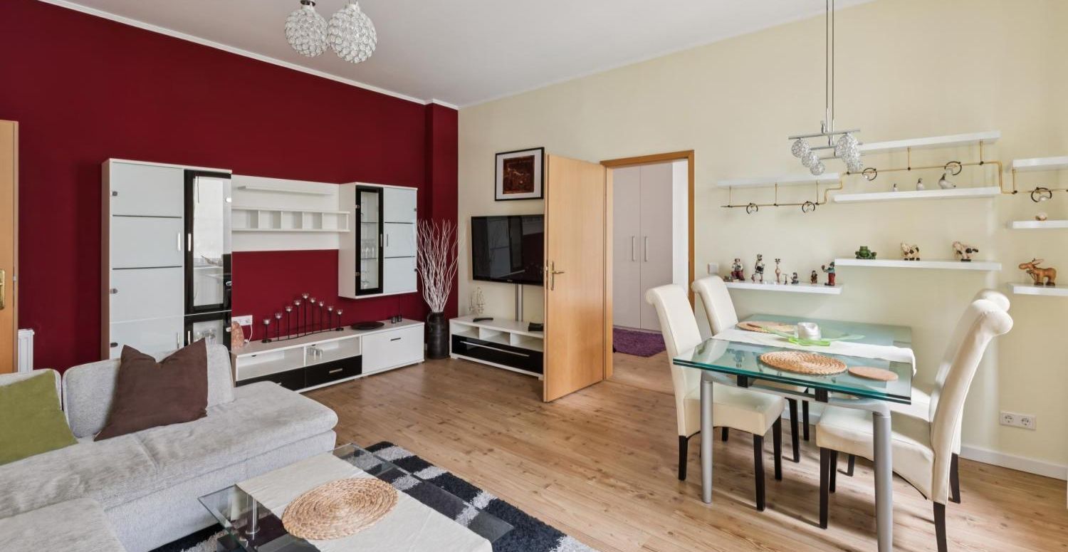 Schöne möblierte 2 Zimmer Wohnung in zentraler Schöneberger Lage