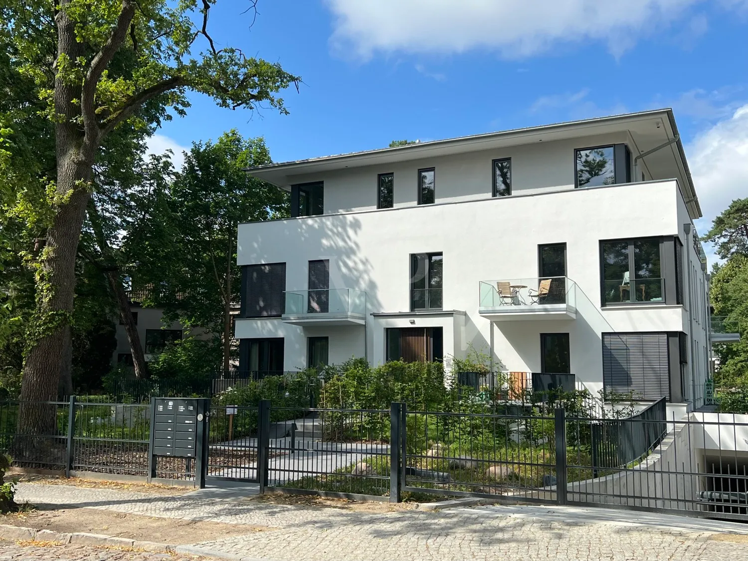 Blick auf das Gebäude