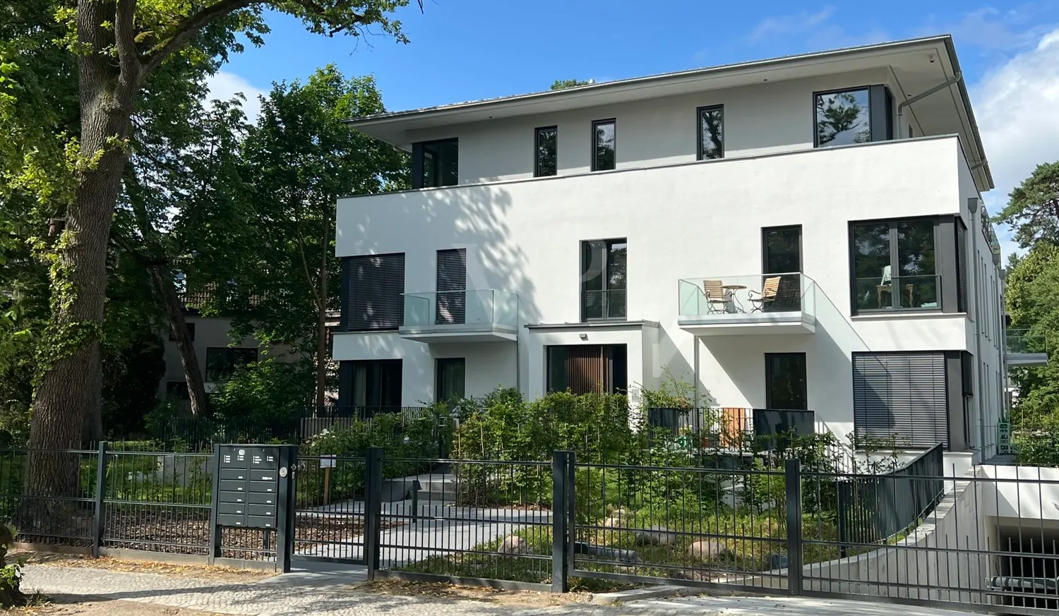 Blick auf das Gebäude