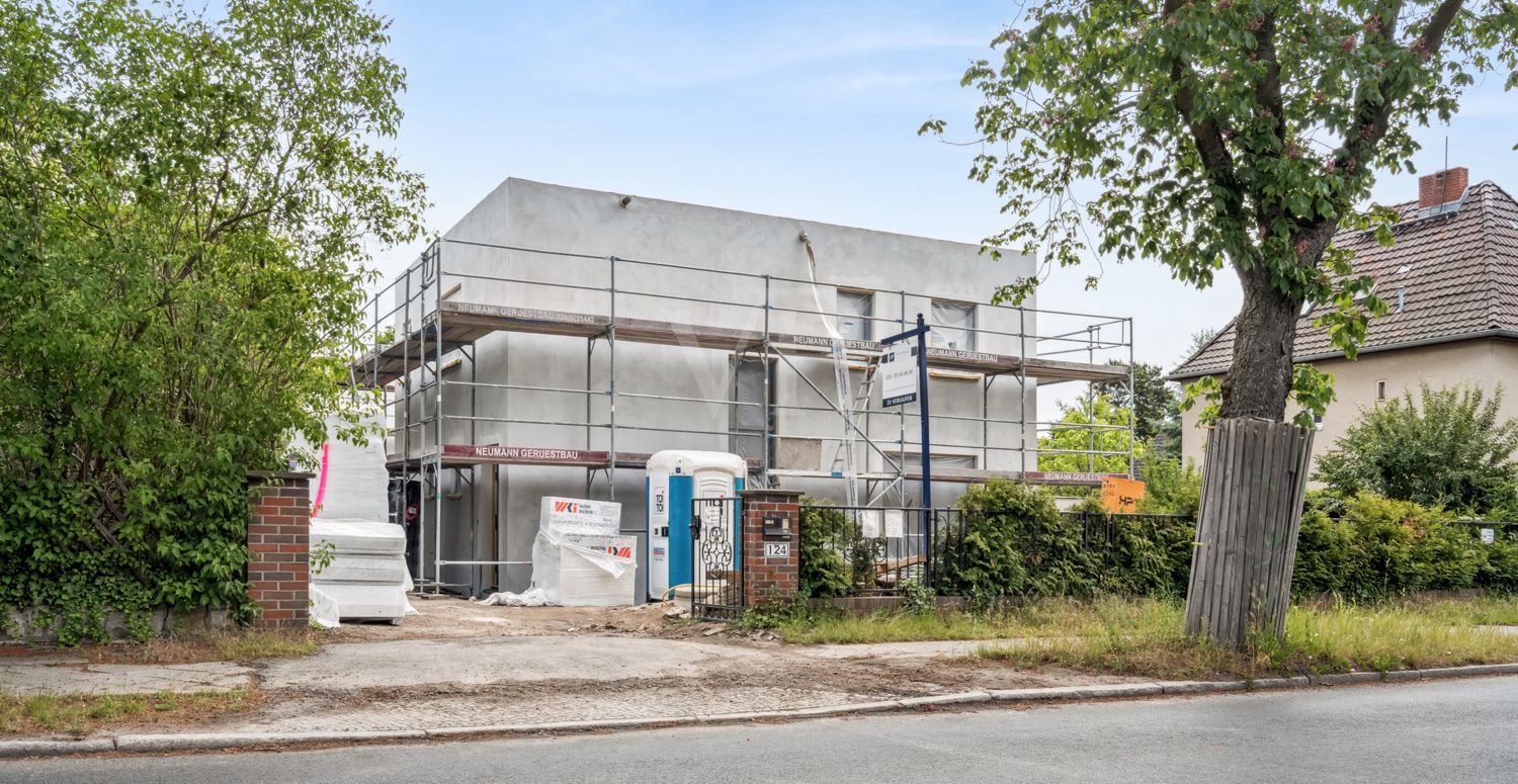 Straßenansicht Bauphase