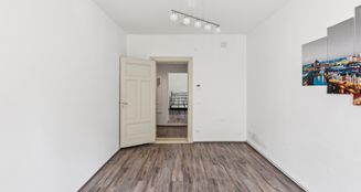 von_poll_real_estate_property_25331042_image_3